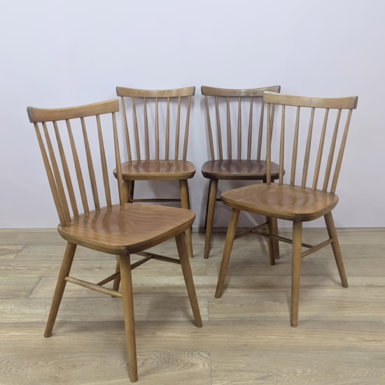 Super set of four vintage spindle back dining kitchen chairs in elm and beech. Very similar to Ercol