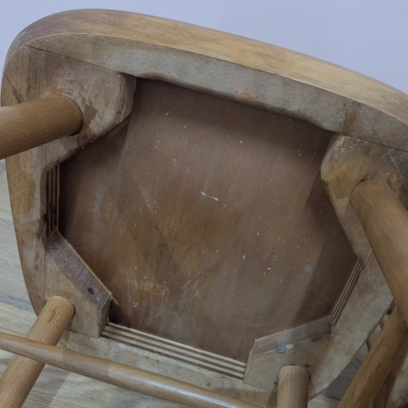 Set of Four Vintage Spindle Back Dining Kitchen Chairs Super set of four vintage spindle back dining kitchen chairs in elm and beech. Very similar to Ercol