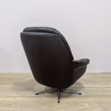 S702-4